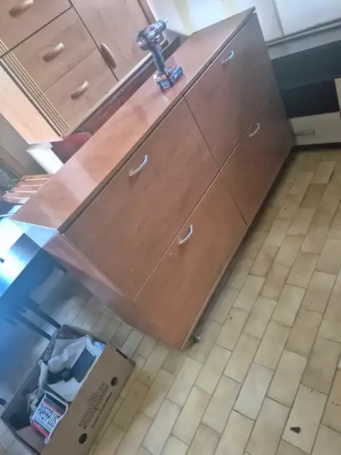 Fioke i komoda pre odnošenja